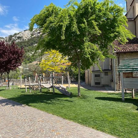 Appartamenti Le Tre Rose Torbole Sul Garda Eksteriør bilde